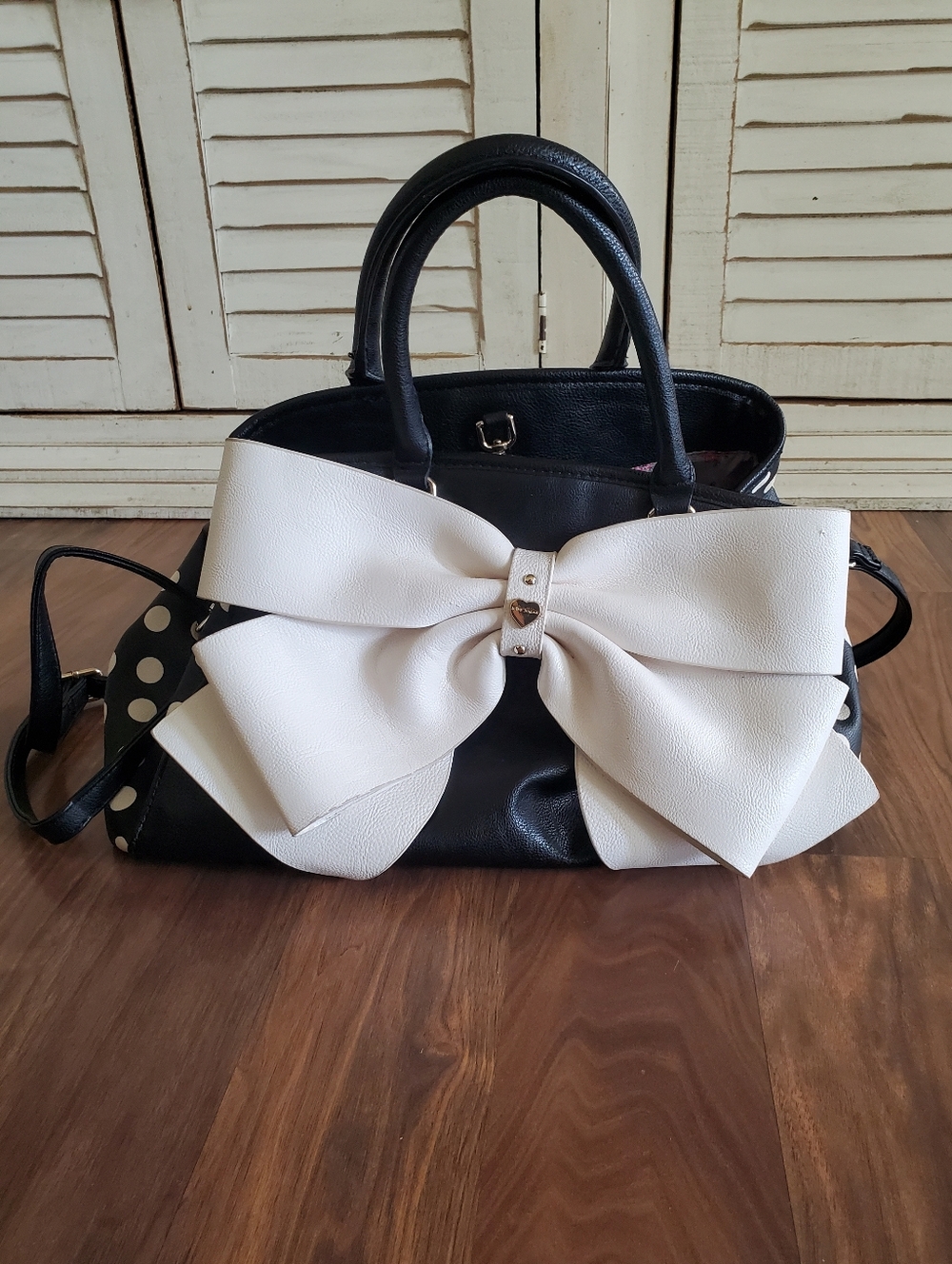 Betsey Johnson Large Bow Purse Crossbody Handbag